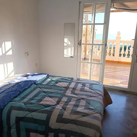 Lovely Penthouse In Front Of The Beach With Free Parking Málaga Exterior foto